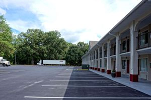 Alojamiento - Best Western Point South