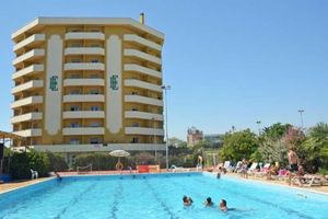 Alquiler Vacacional - Grand Eurhotel