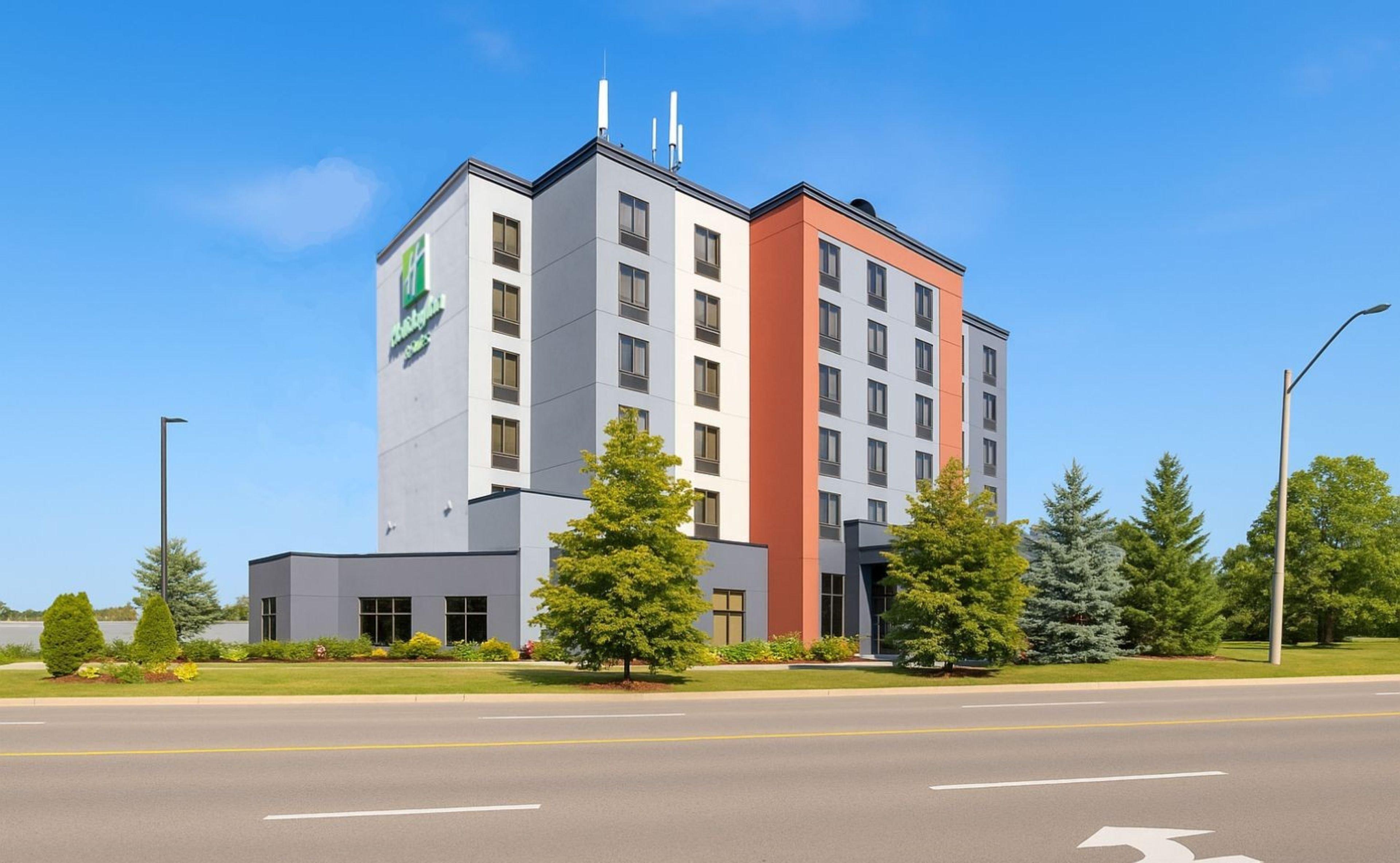 Vista Exterior Holiday Inn Hotel & Suites Mississauga by IHG