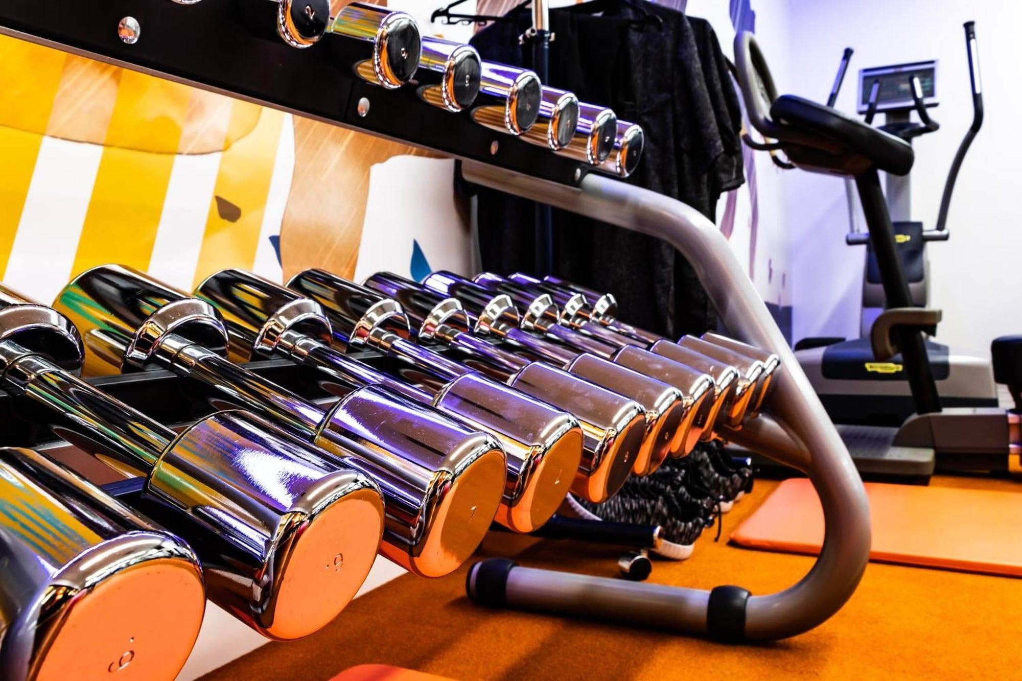 Gimnasio Grand Park Hotel The Luxueux Minamikashiwa