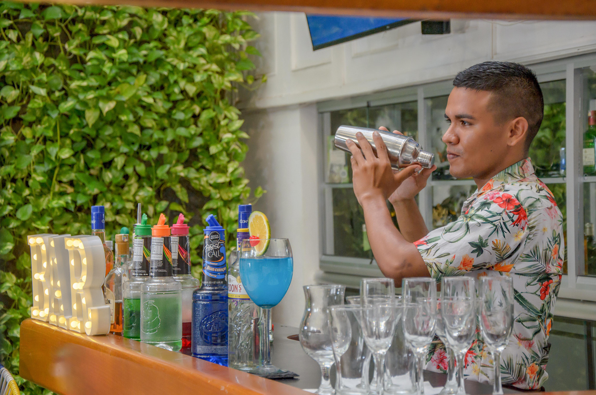 Bar/Salón Hotel be La Sierra