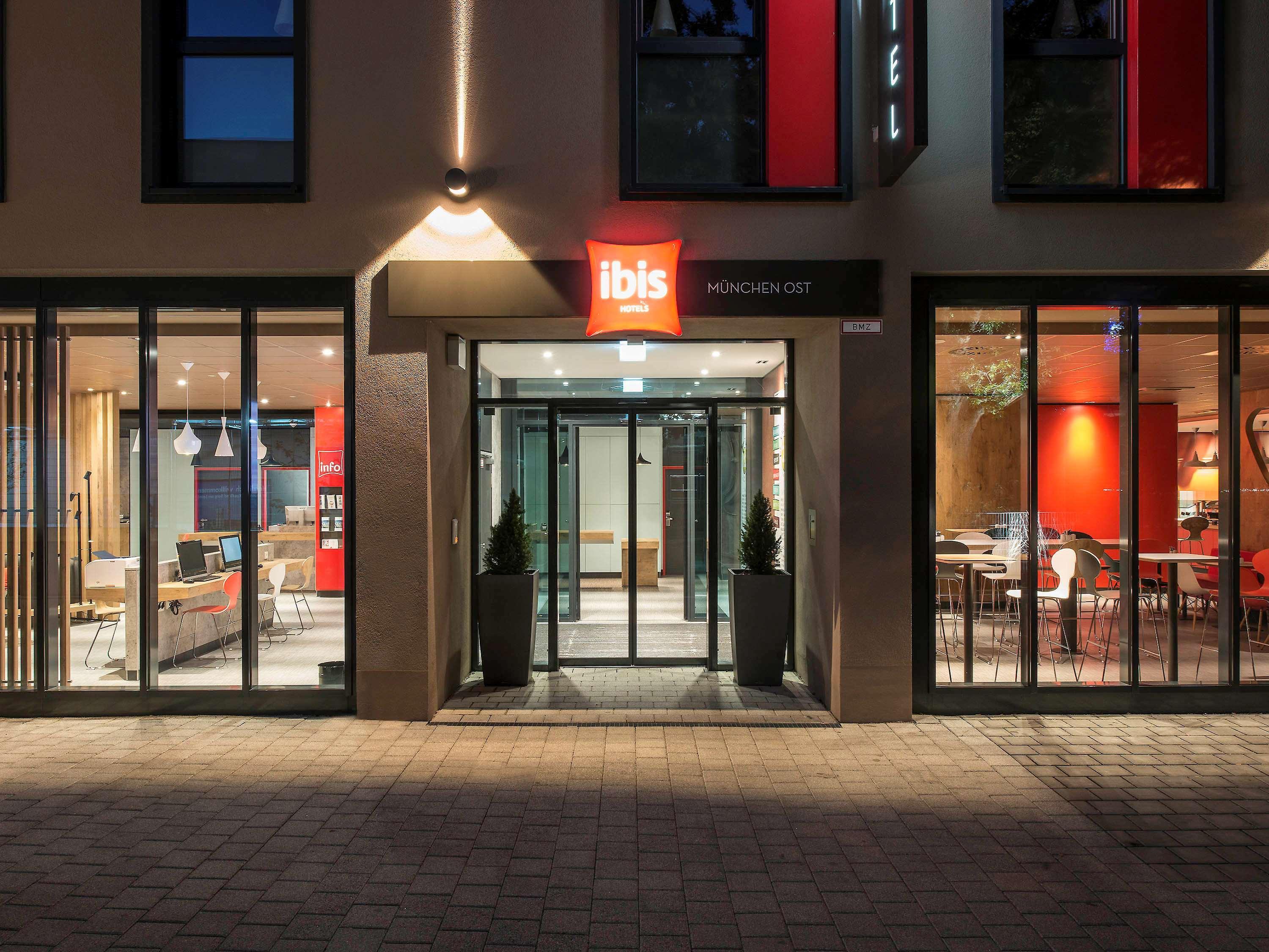 Vista Exterior Ibis Muenchen City Ost