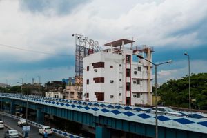 Alojamiento - OYO 4621 Hotel Camac Plaza
