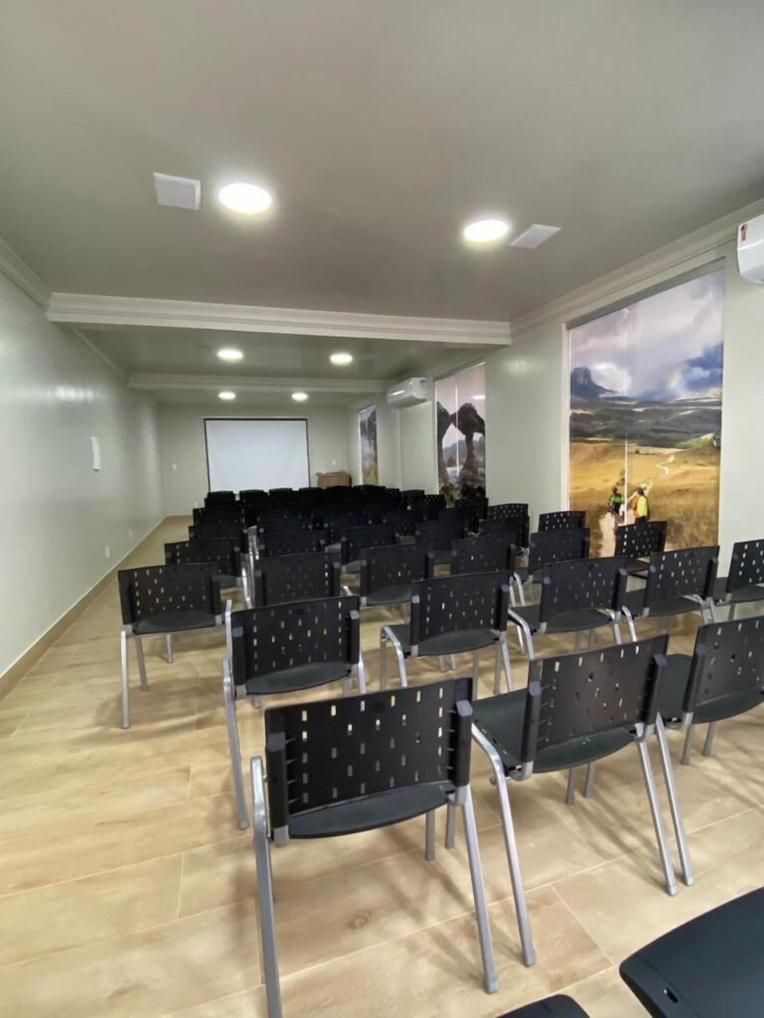 Sala de Reuniones Hotel Orla do Rio Branco
