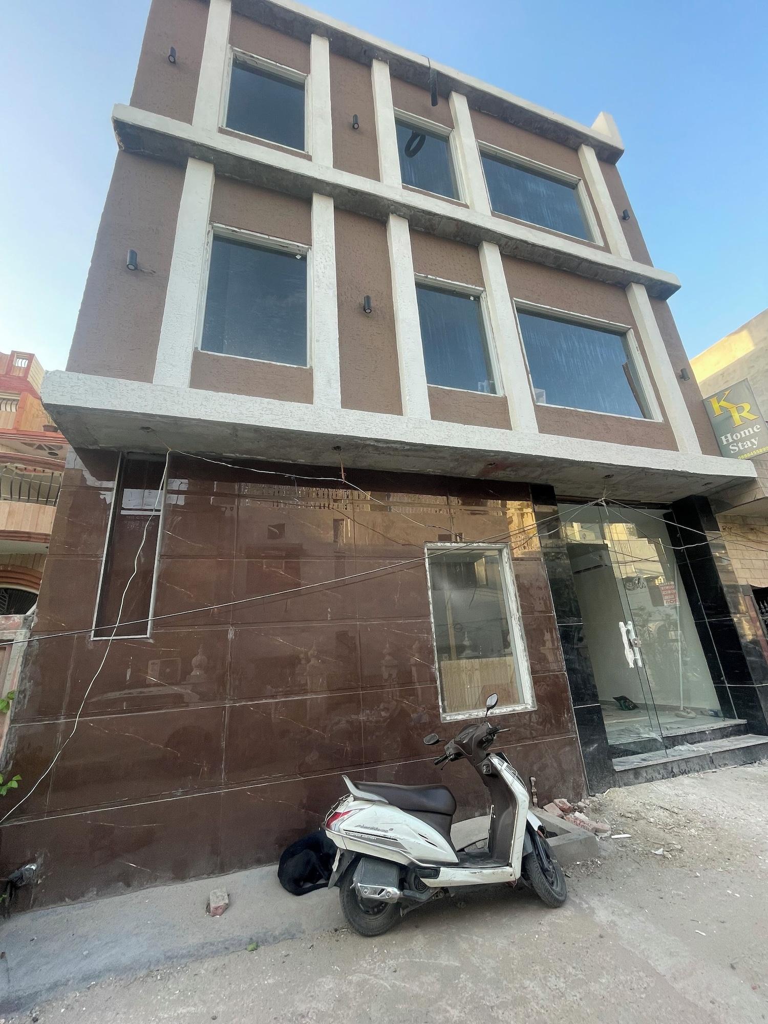 Varios Hotel KR 5Mins Walk From Golden Temple