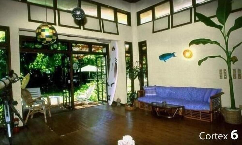 Gimnasio Pension Iriomote