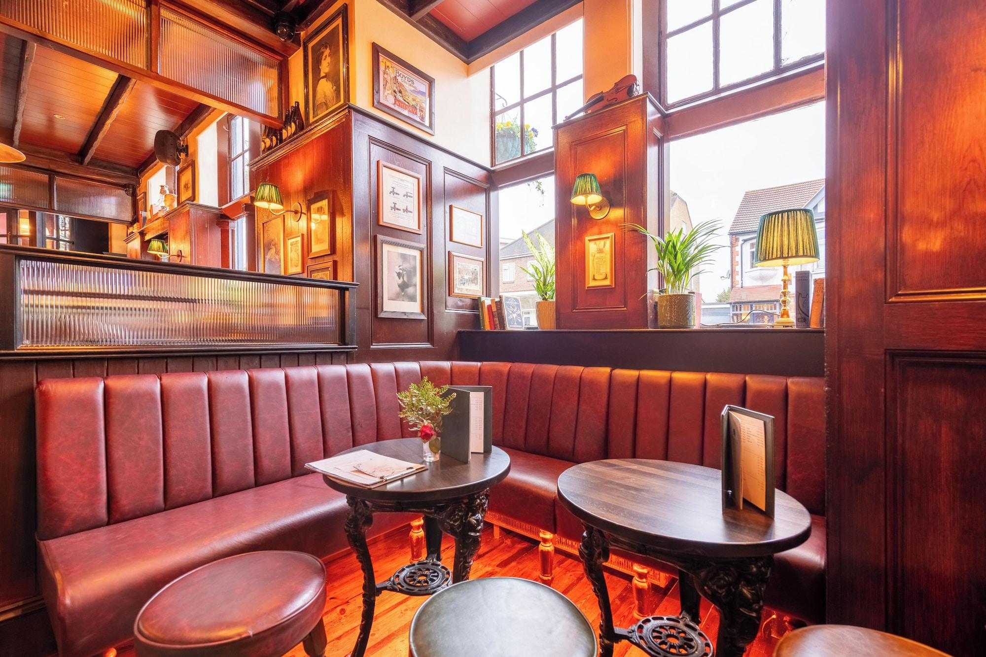 Bar/Salón The Royal Oak