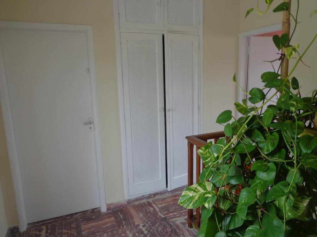 Varios Hostel Cibratel 1