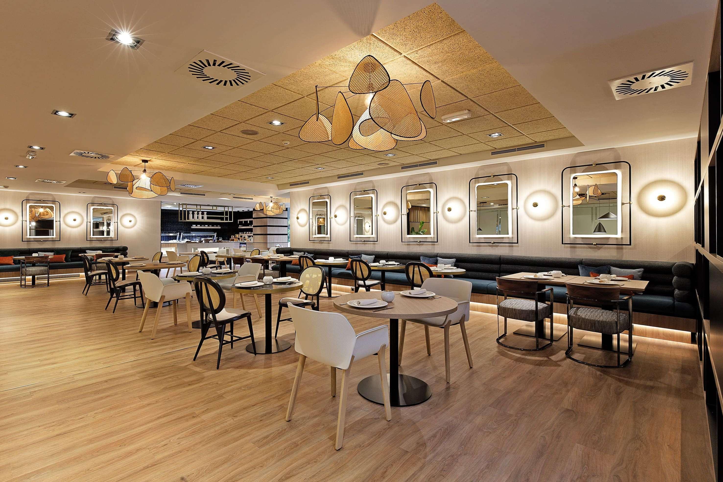 Bar/Salón Melia Avenida América