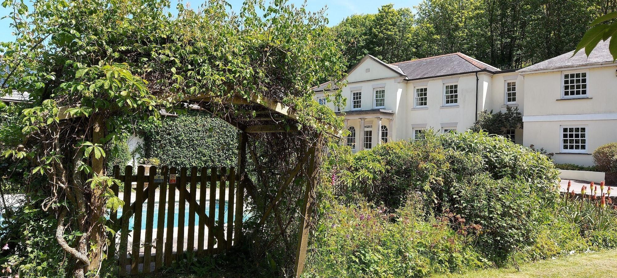 Vista Exterior Rose In Vale Country House Hotel