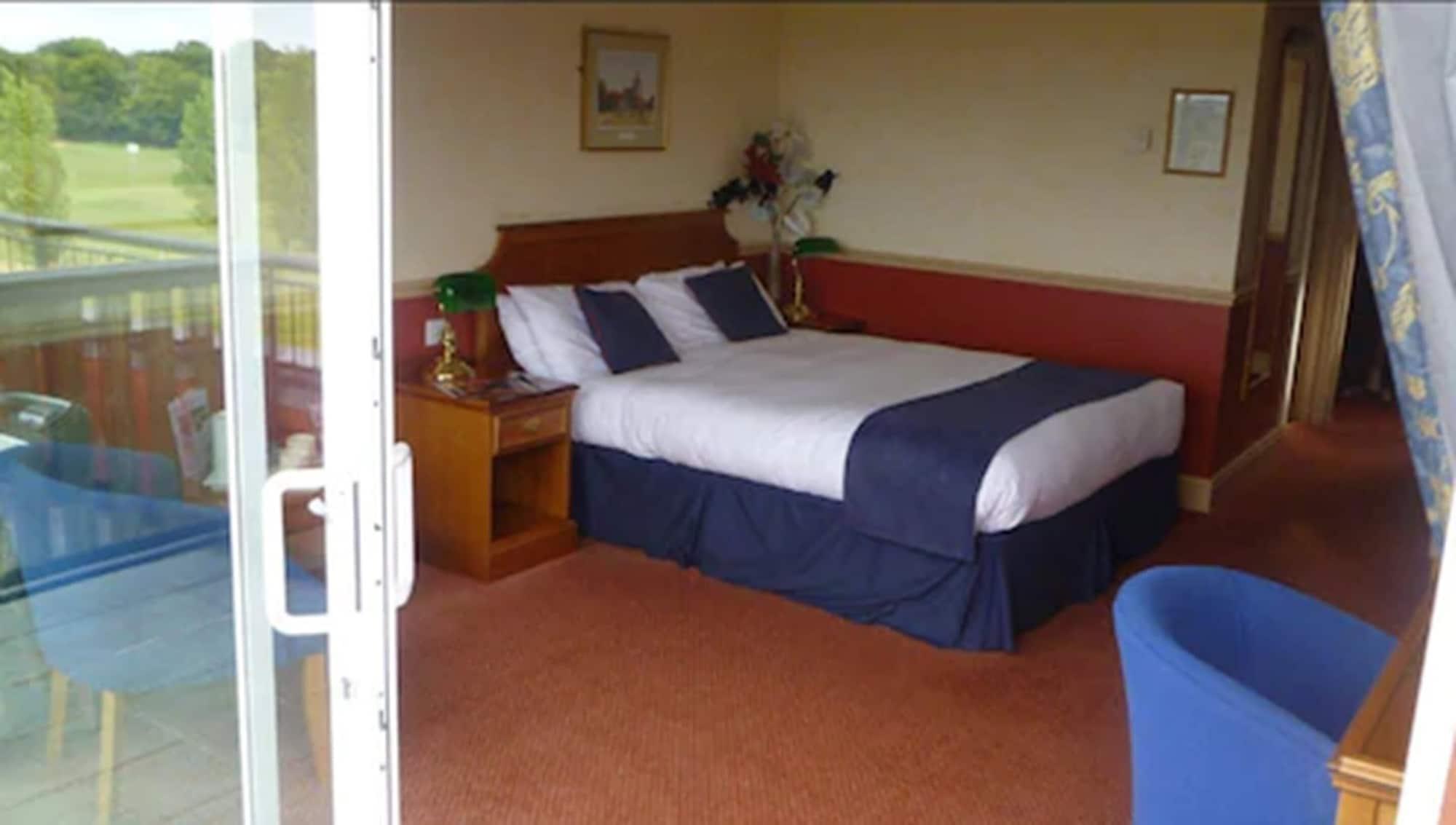 Varios London Beach Country Hotel