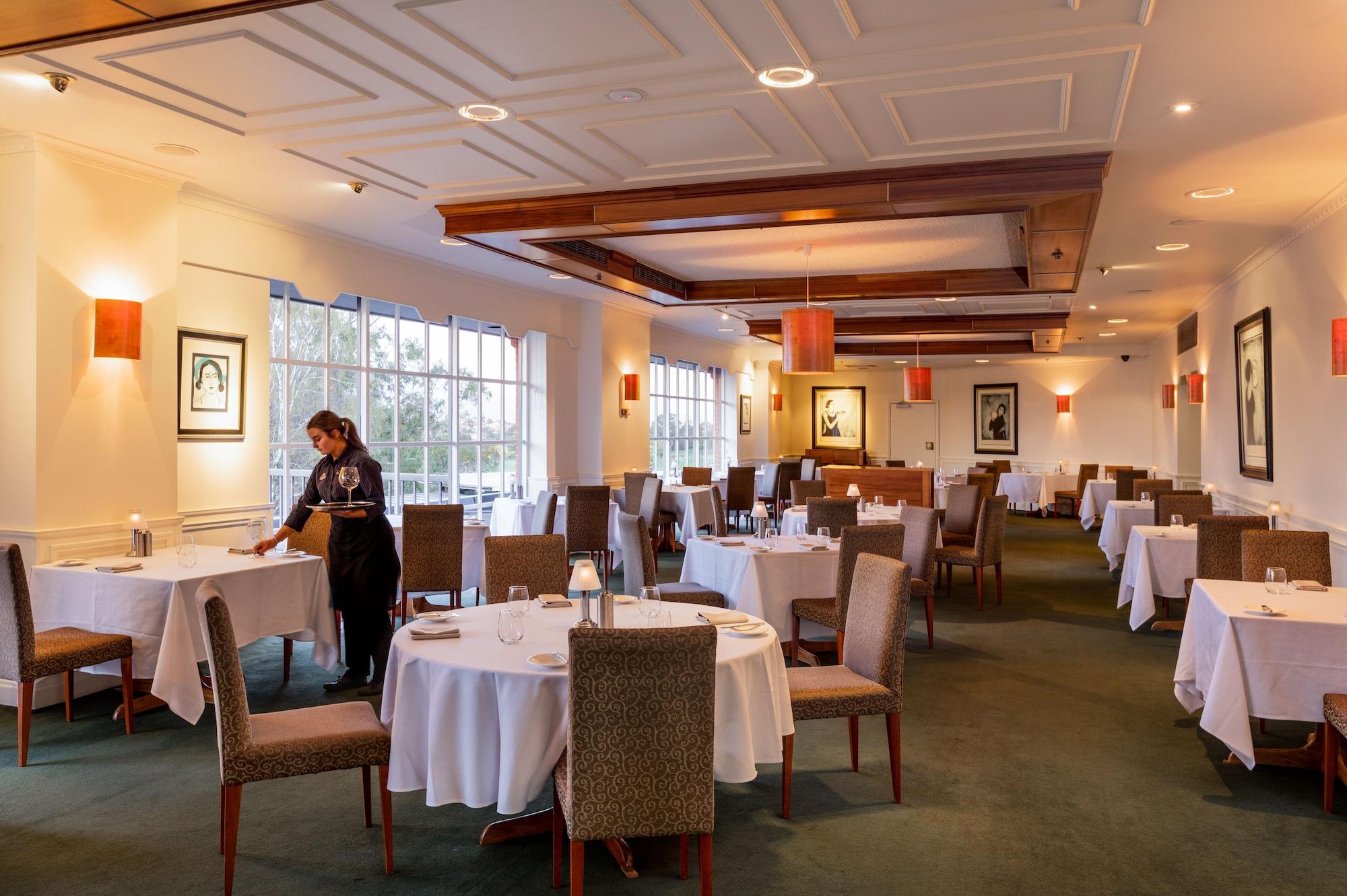 Restaurant Country Club Tasmania