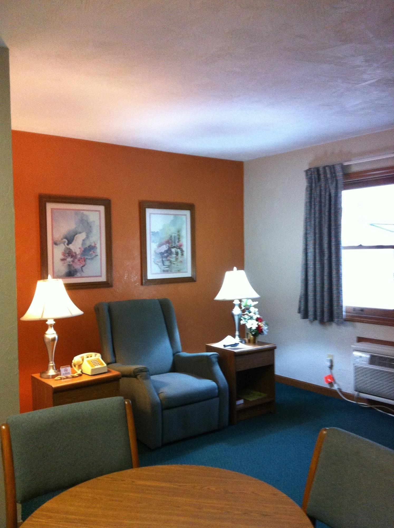 Set de Habitación East Street Inn & Suites Tipton