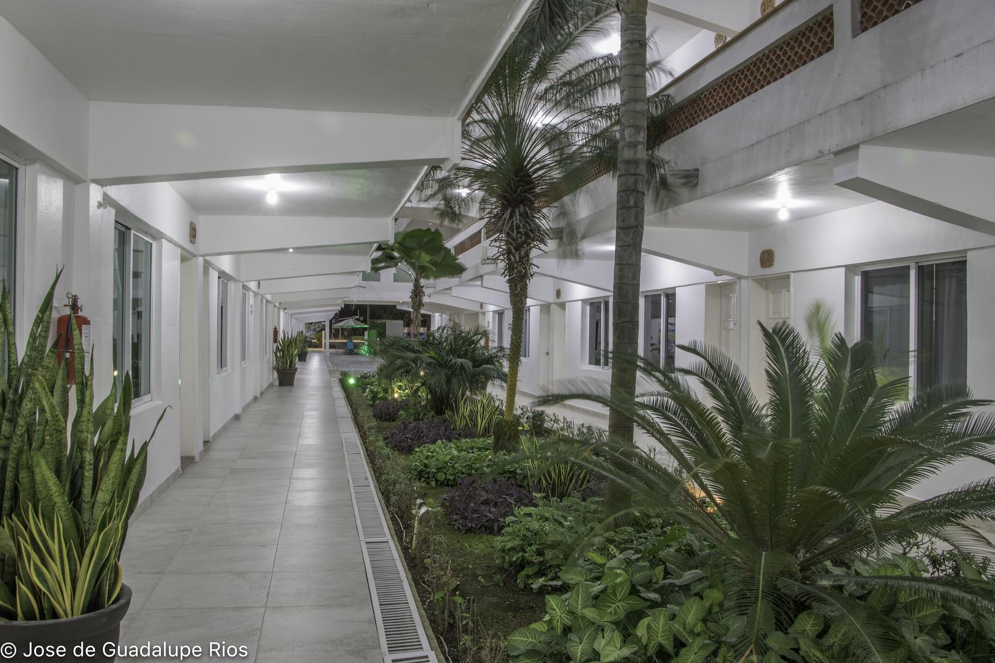 Varios Hotel Casa Blanca