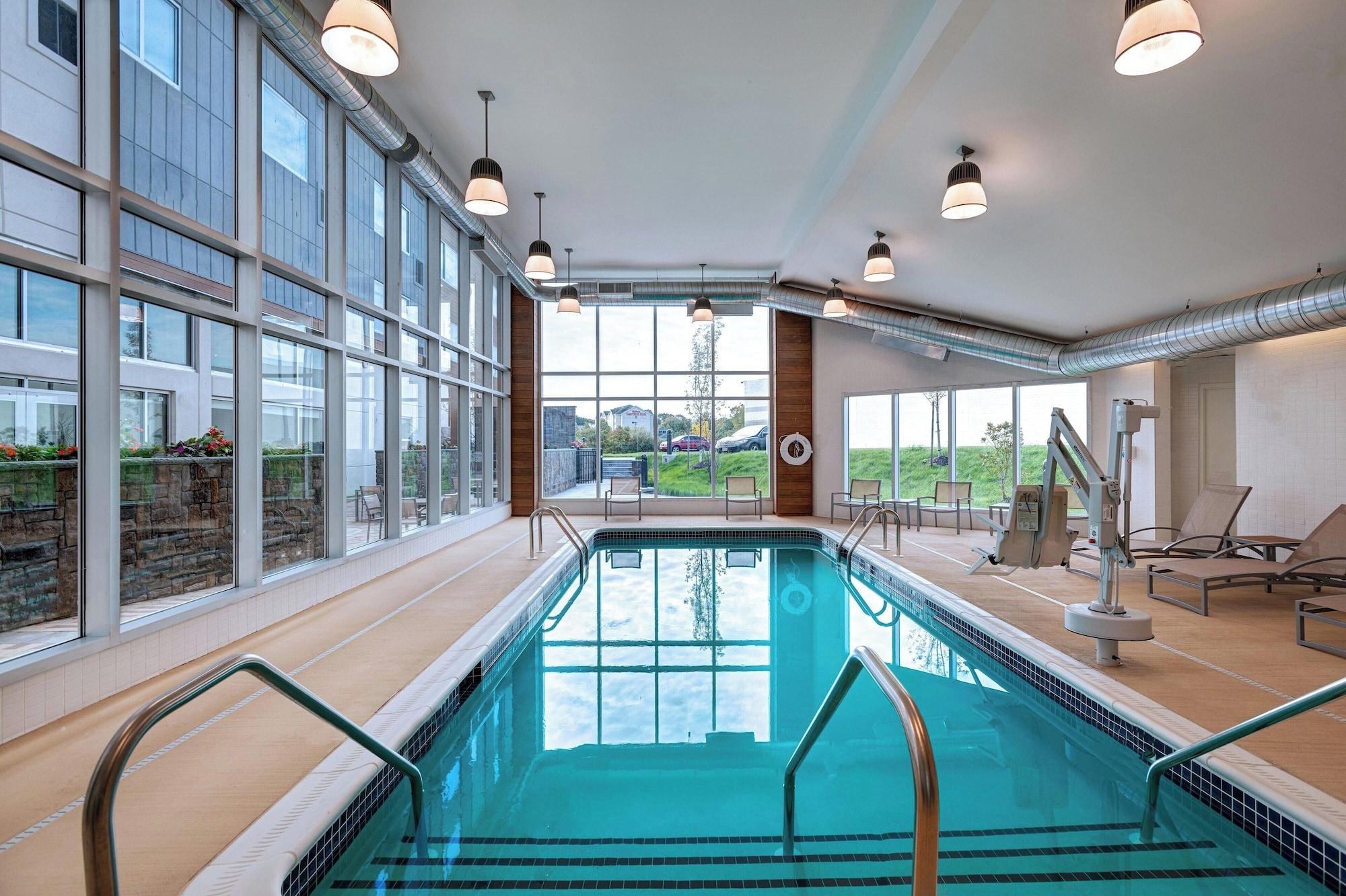 Vista Piscina Element Spring Valley