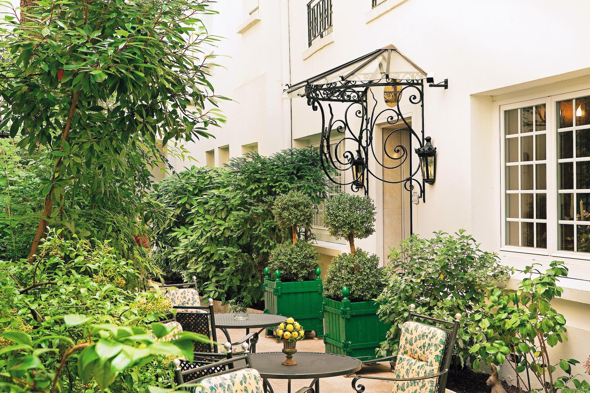 Varios Hôtel De Varenne