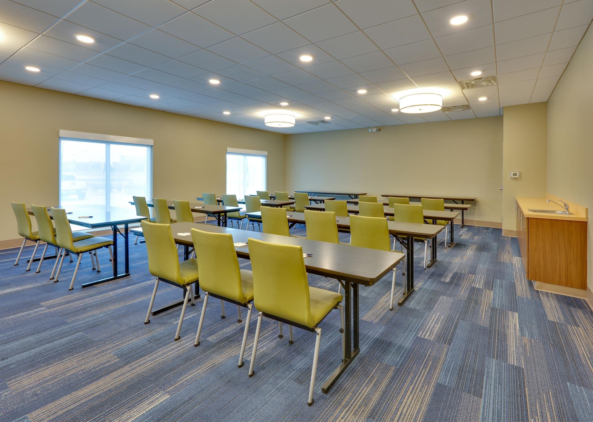 Sala de Reuniones Holiday Inn Express & Suites Plano East - Richardson by IHG