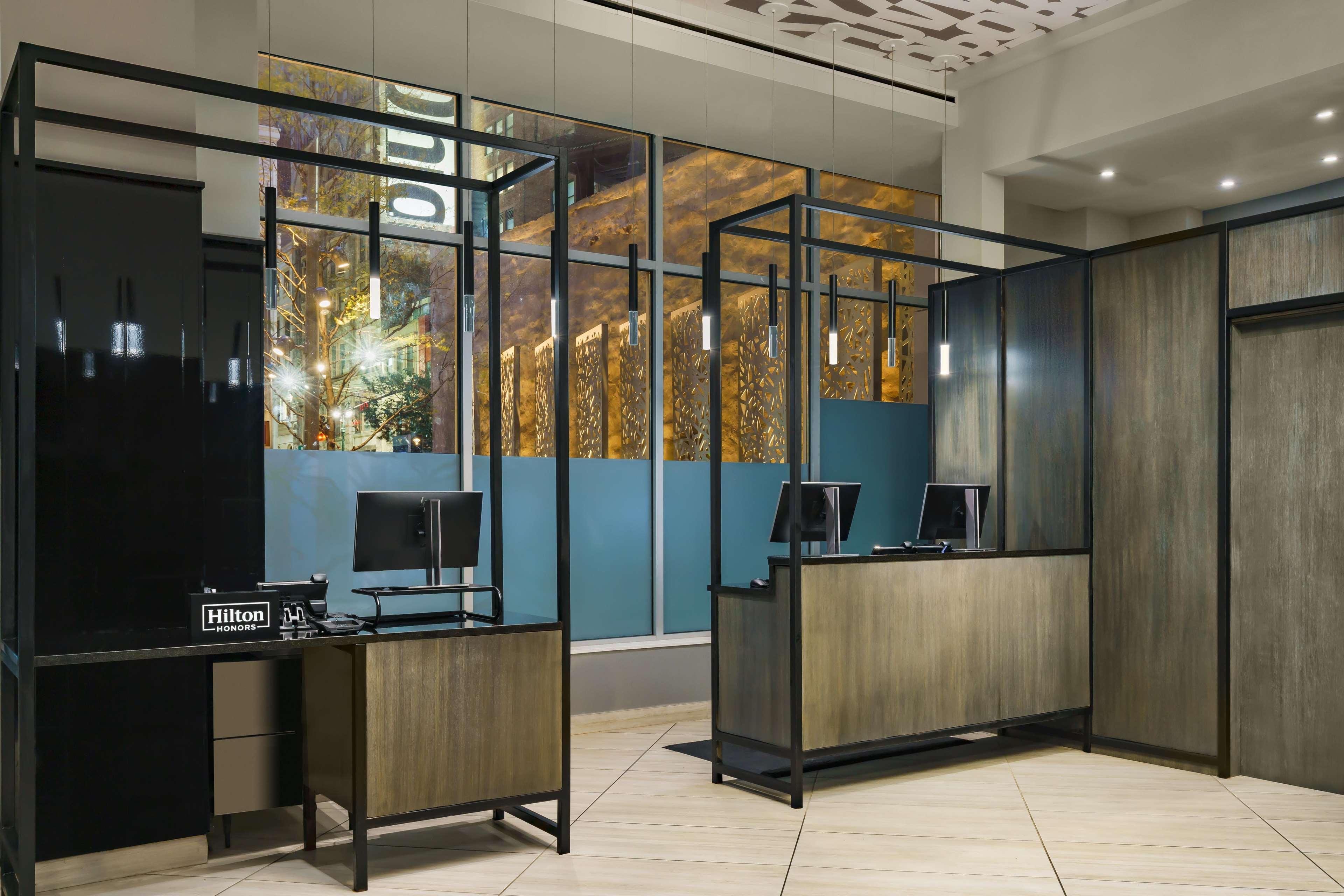 Vista Lobby Doubletree by Hilton New York Times Square South
