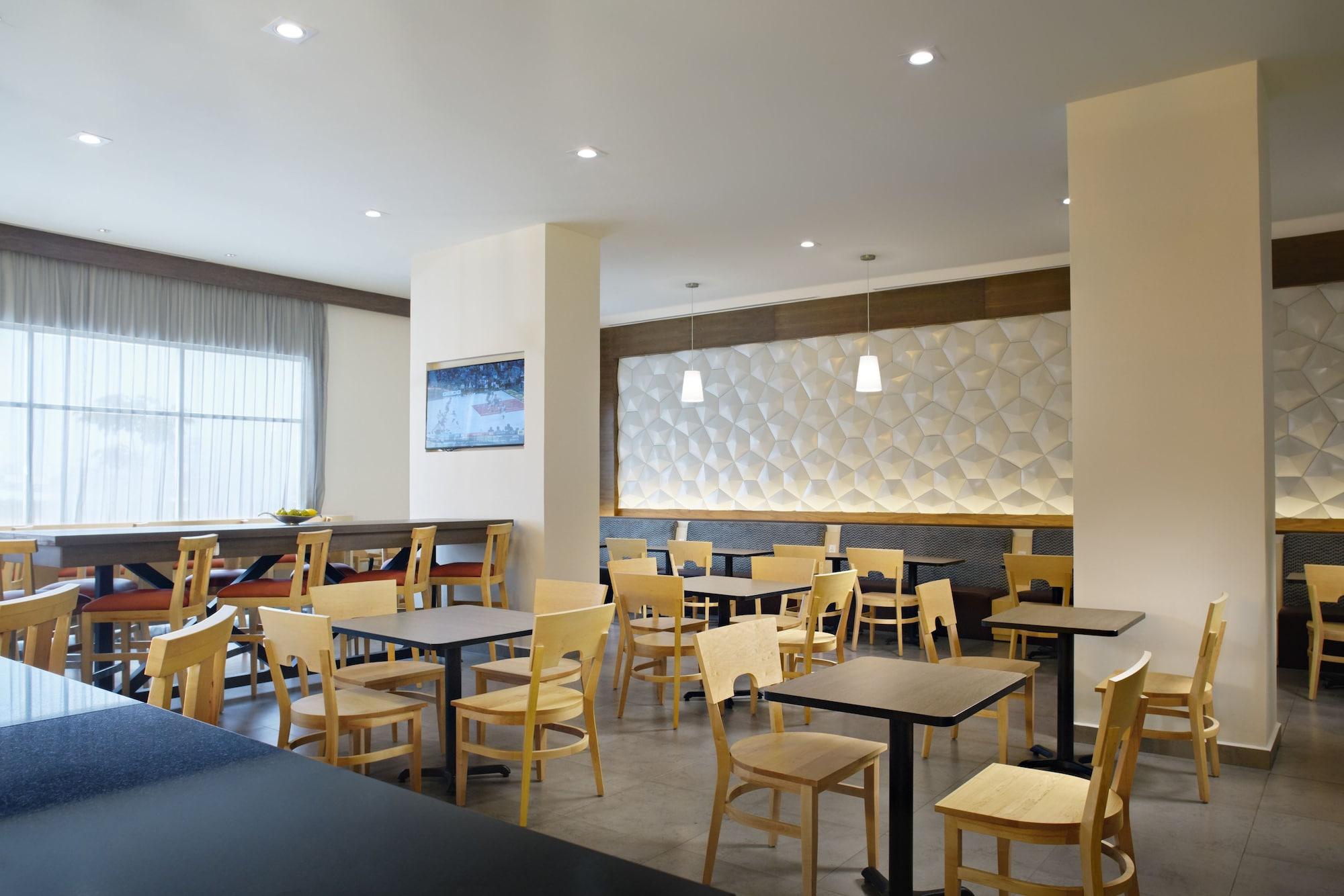 Restaurant Fairfield Inn & Suites by Marriott Villahermosa Tabasco