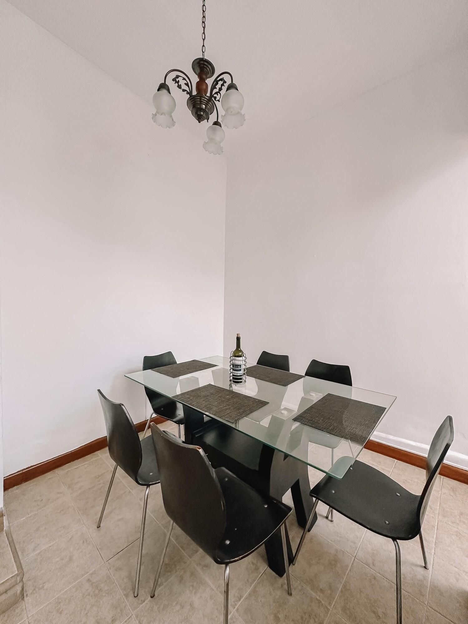 Restaurant Laundry House