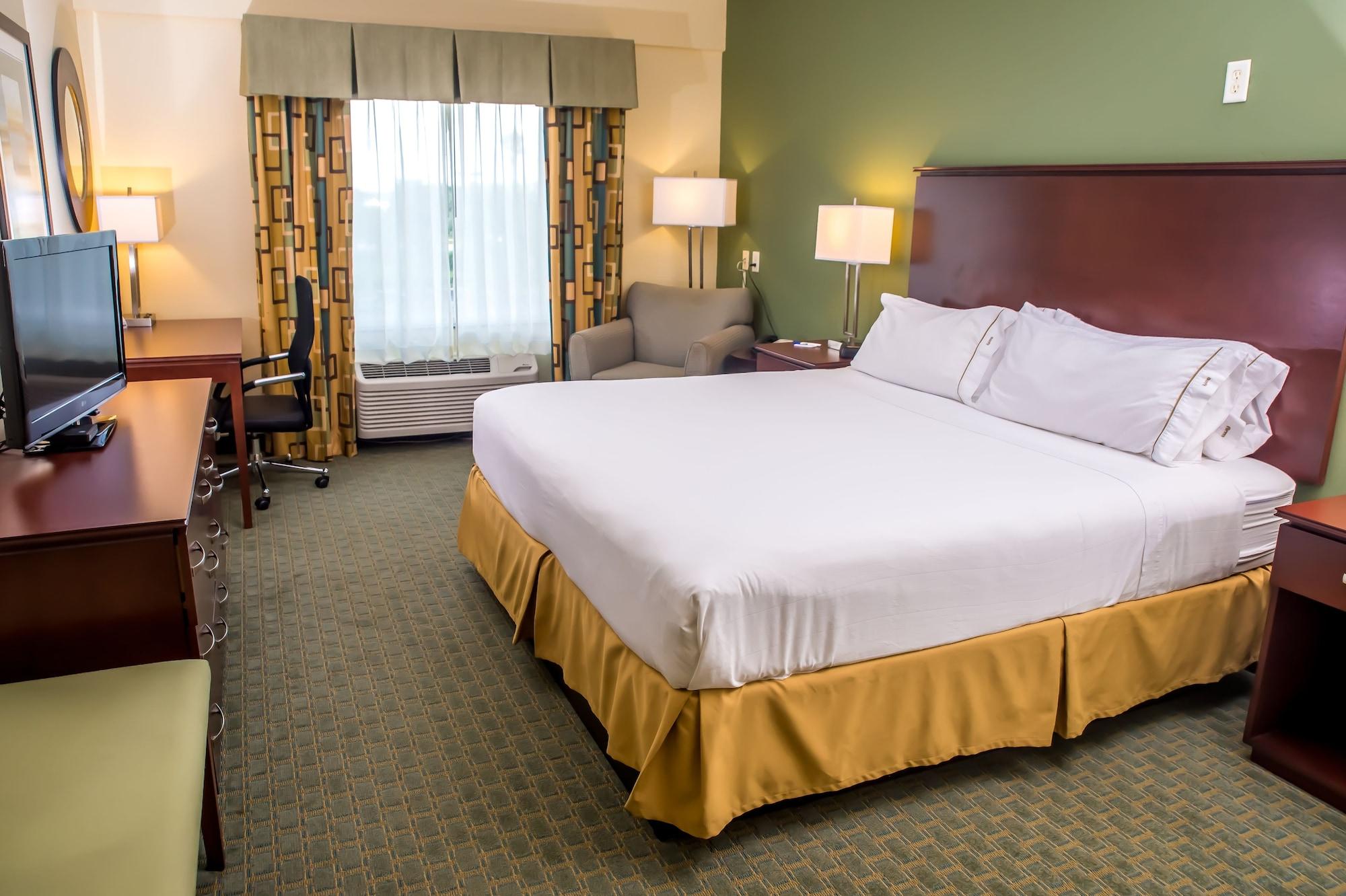 Habitación Holiday Inn Express & Suites Cocoa by IHG