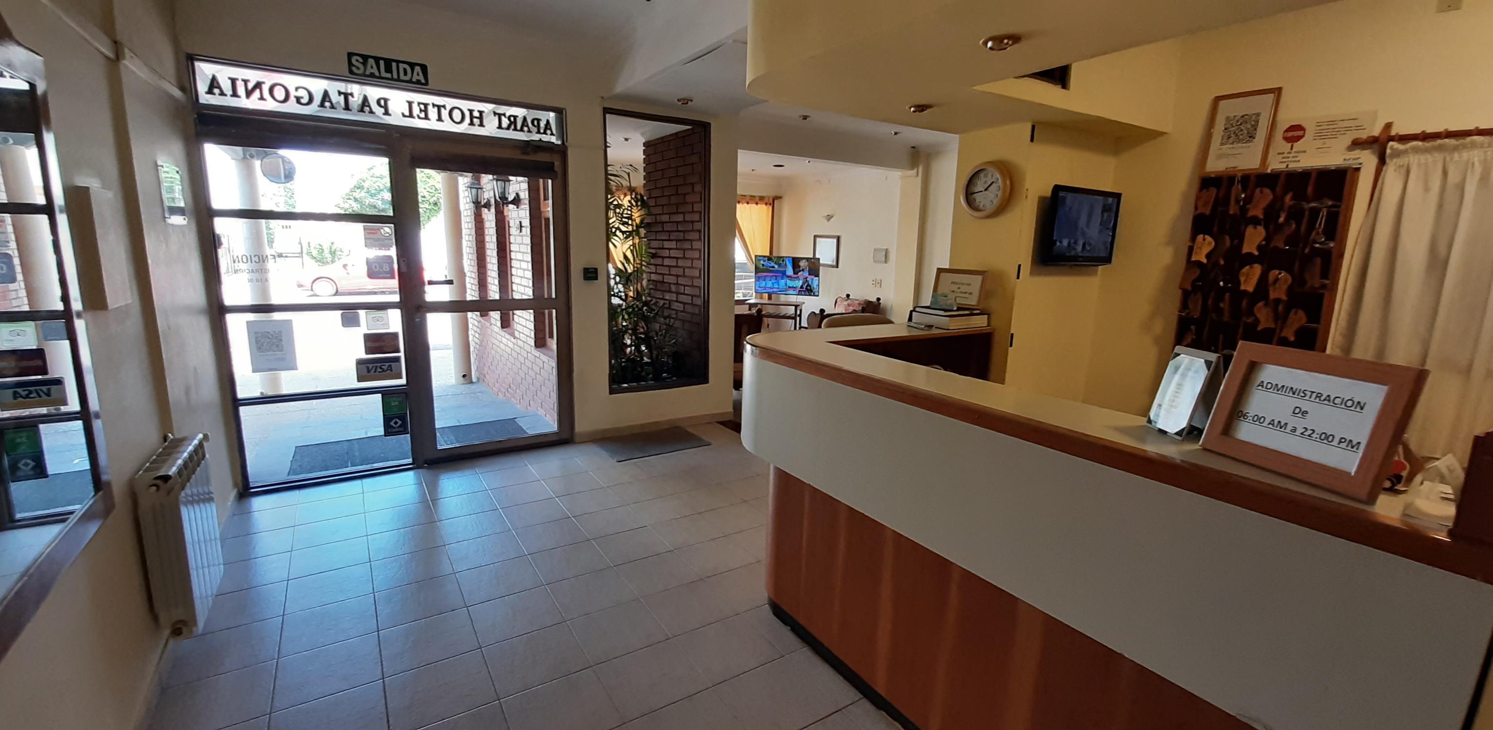 Vista Lobby Patagonia Apart Hotel