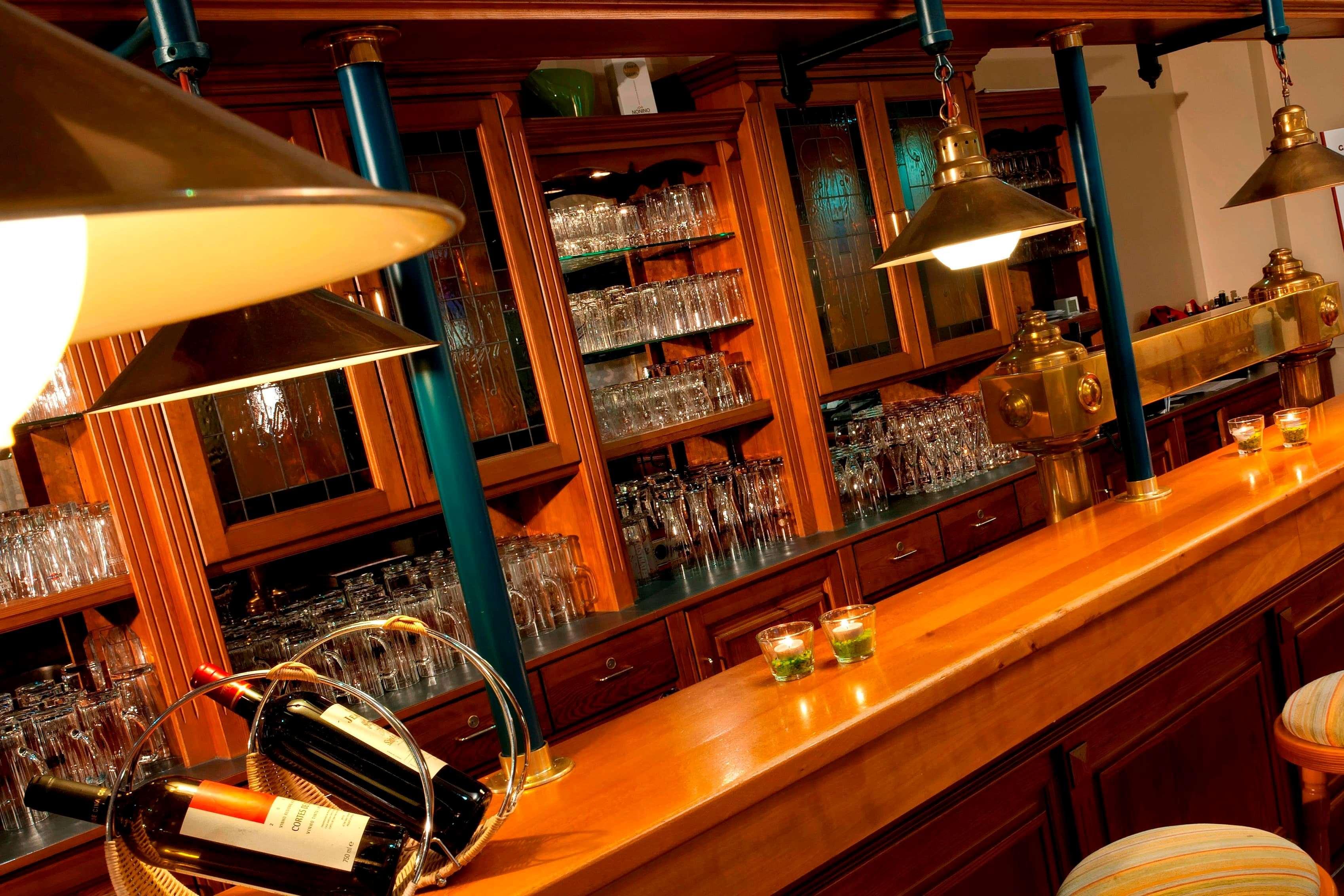 Bar/Salón TRYP by Wyndham Bremen Airport
