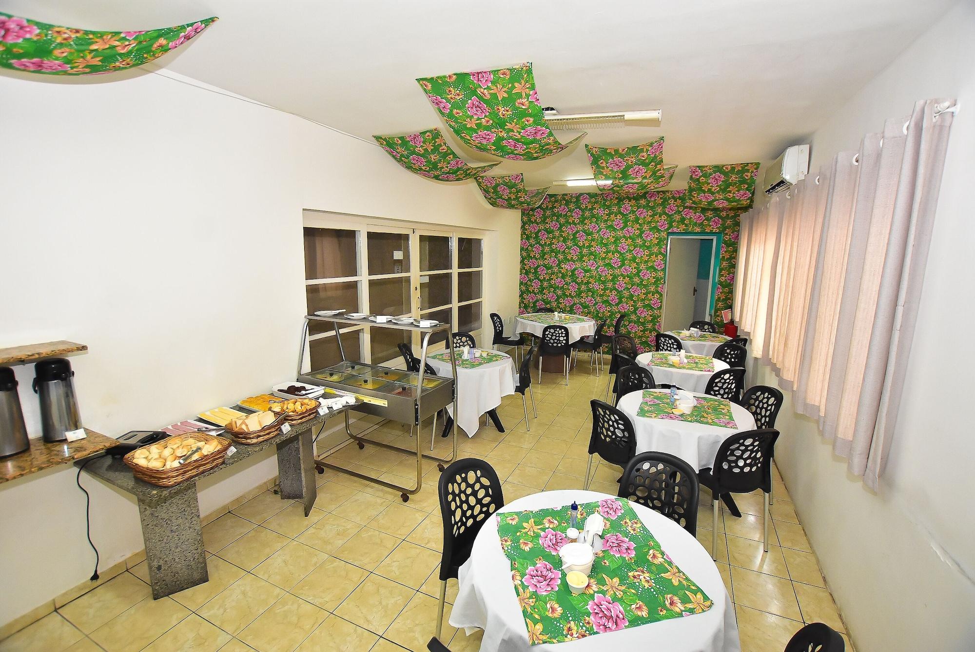 Sala de Reuniones Pousada Vila Pajuçara