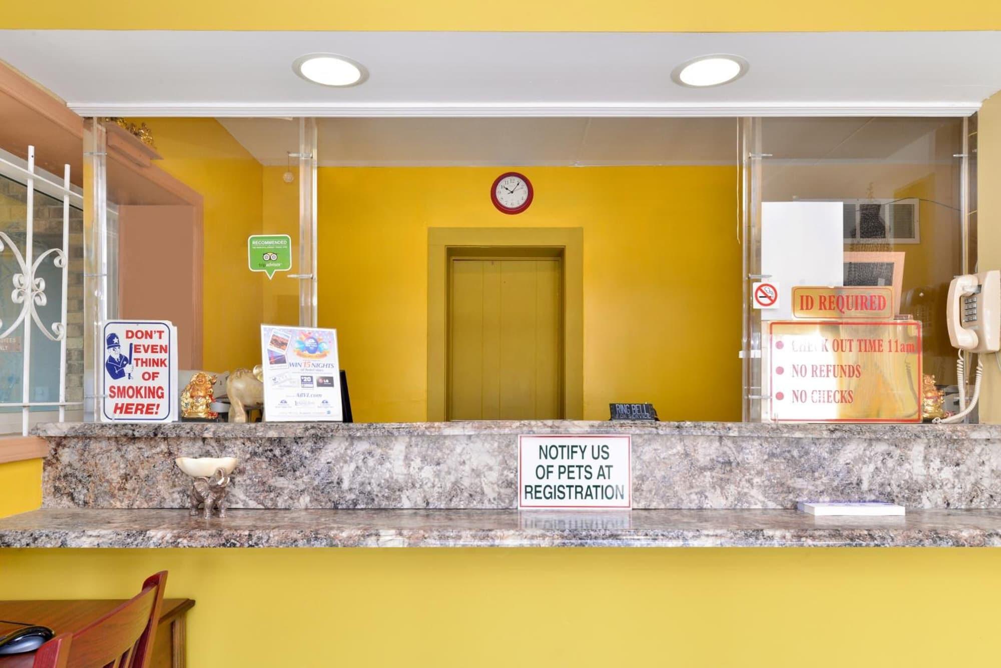 Vista Lobby American Inn Princeton