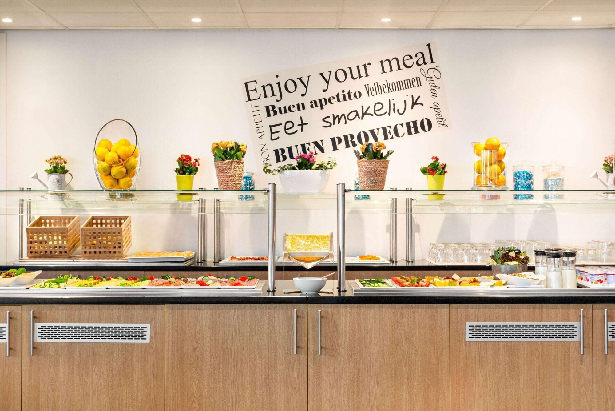 Restaurant Amedia Amsterdam Airport, Trademark Collection by Wyndham