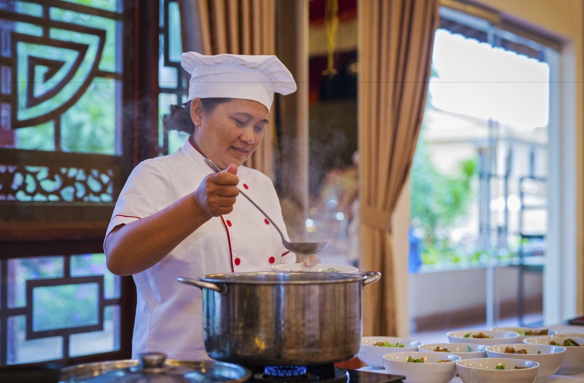 Restaurant Bach Dang Hoi An Hotel