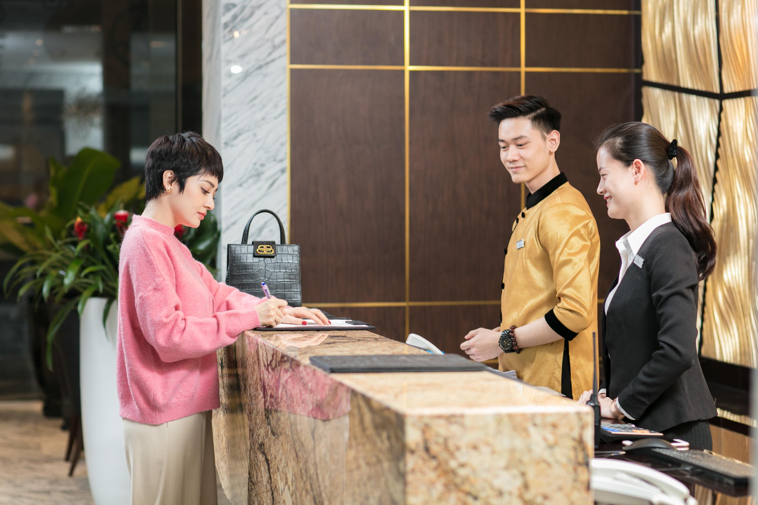 Vista Lobby Anatole Hotel Hanoi