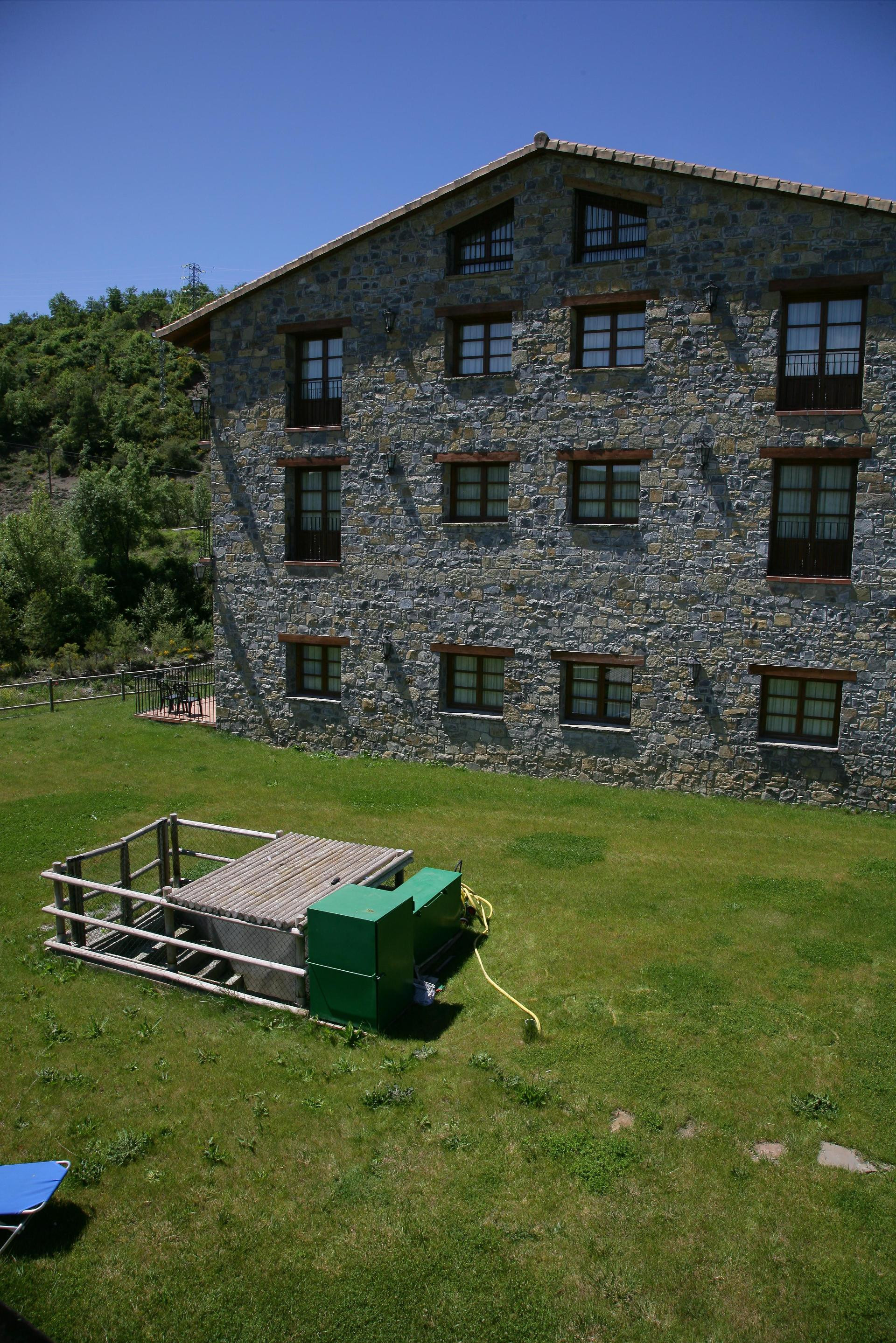 Vista Exterior Hotel & Spa Peña Montañesa