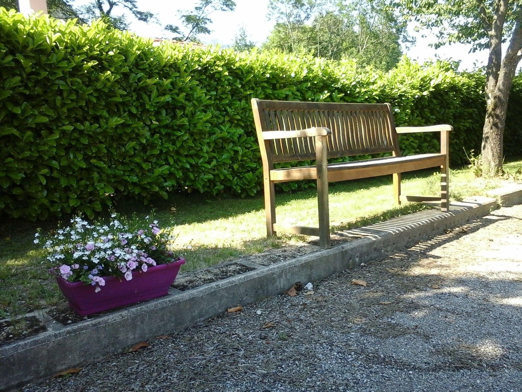 Vista Exterior Le Hameau de la Courbière