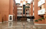 Country Plaza