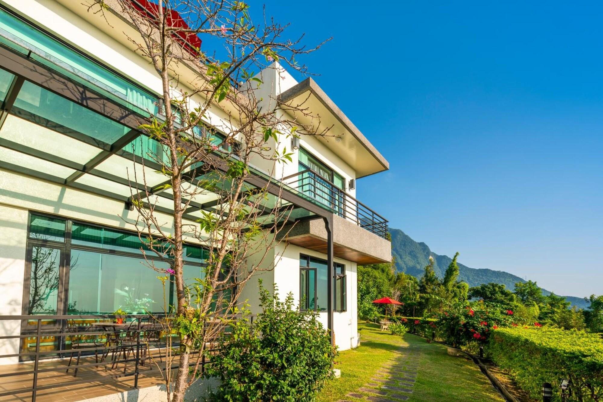 Vista Exterior Hualien AzureVILLA B&B
