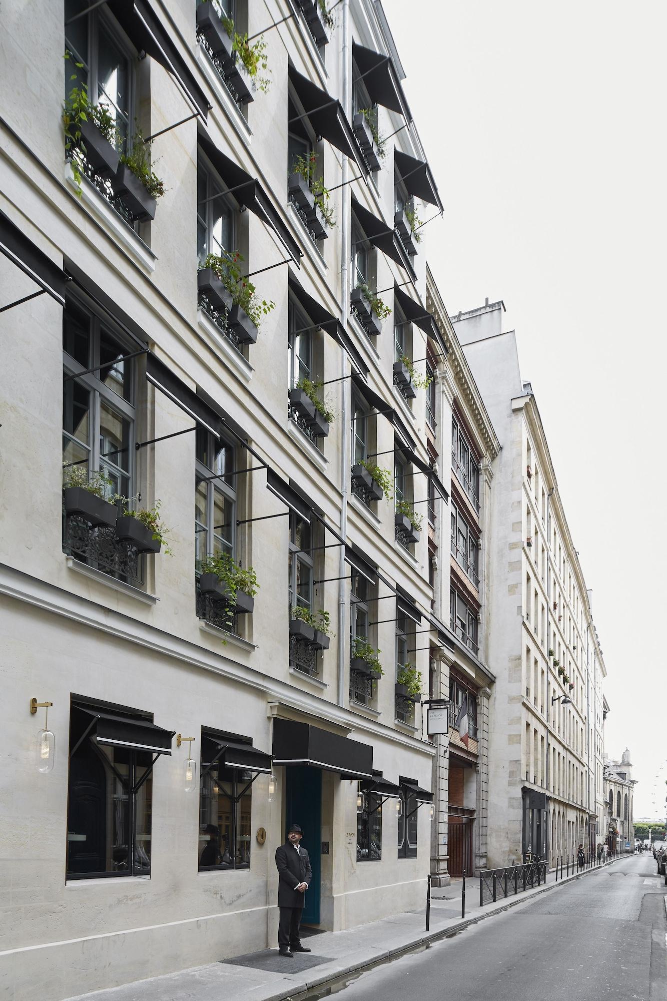 Vista Exterior Le Roch Hotel & Spa