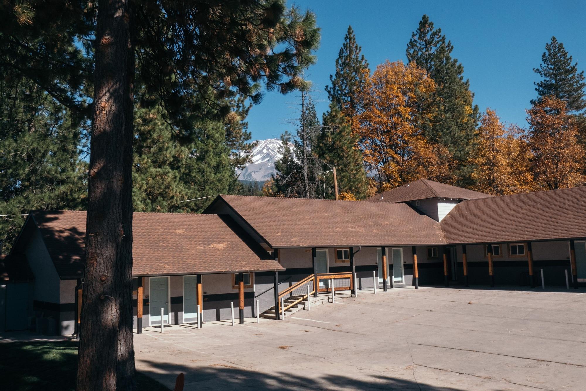 Vista Exterior Summit View Inn