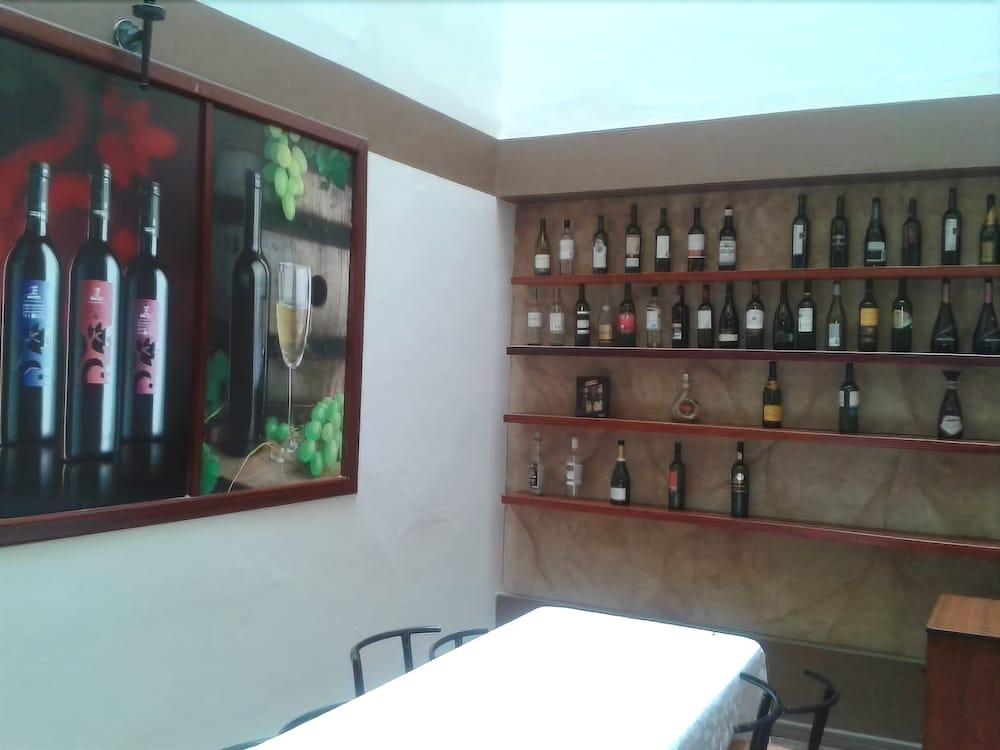 Vista Lobby Hotel Tomebamba