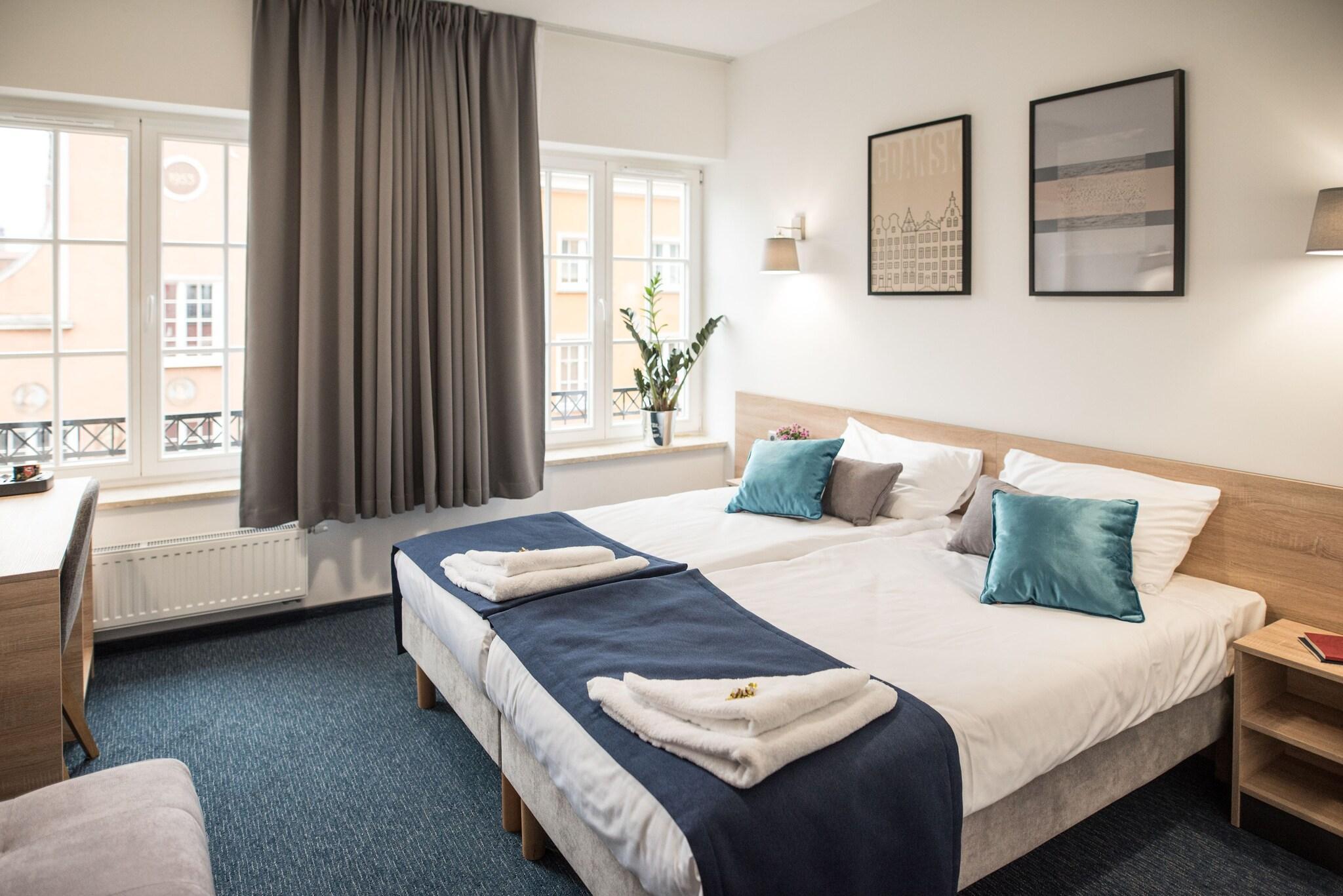 Vista Exterior Fama Residence