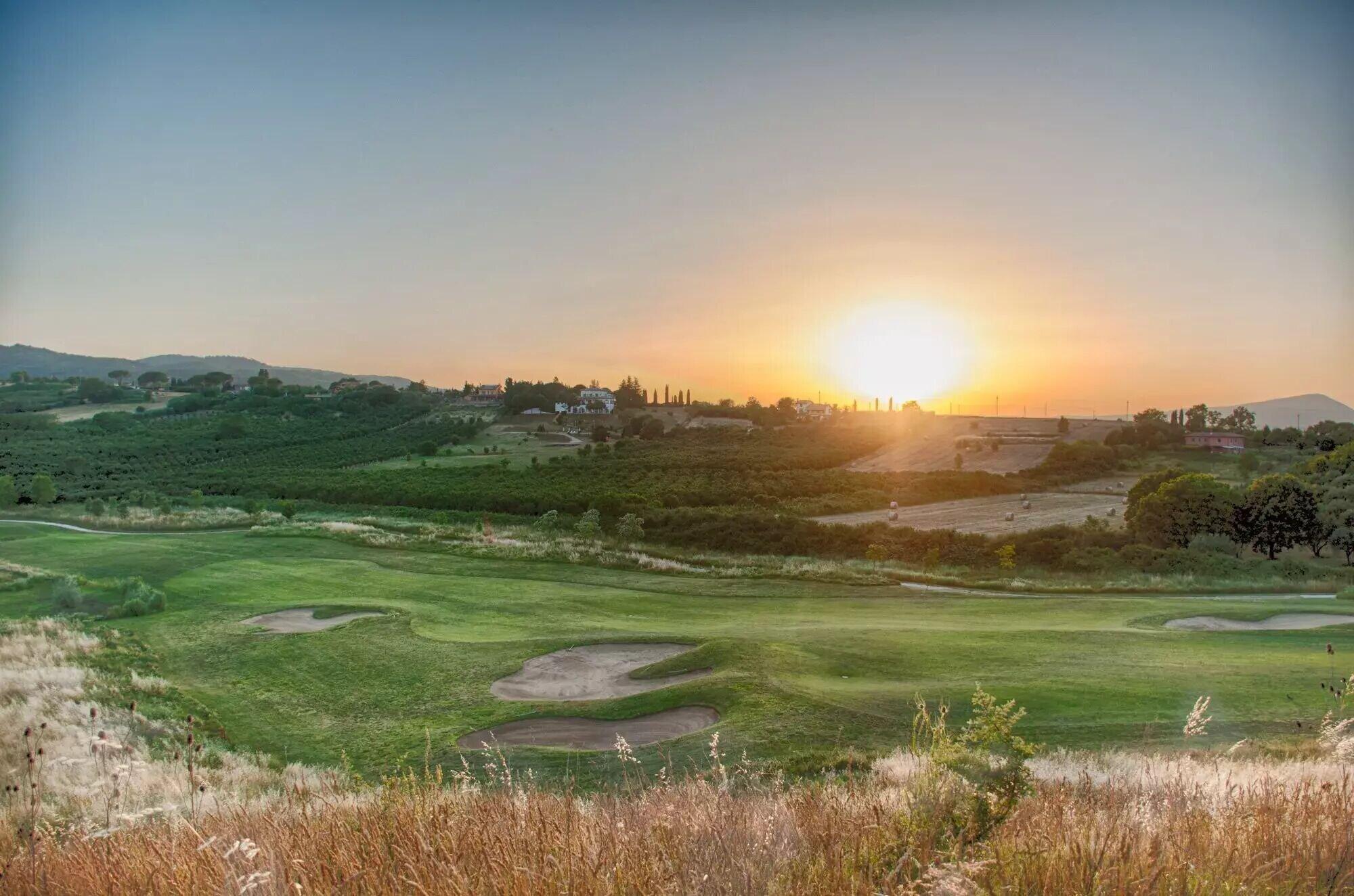 Vista Exterior Terre dei Consoli Golf Club & Resort
