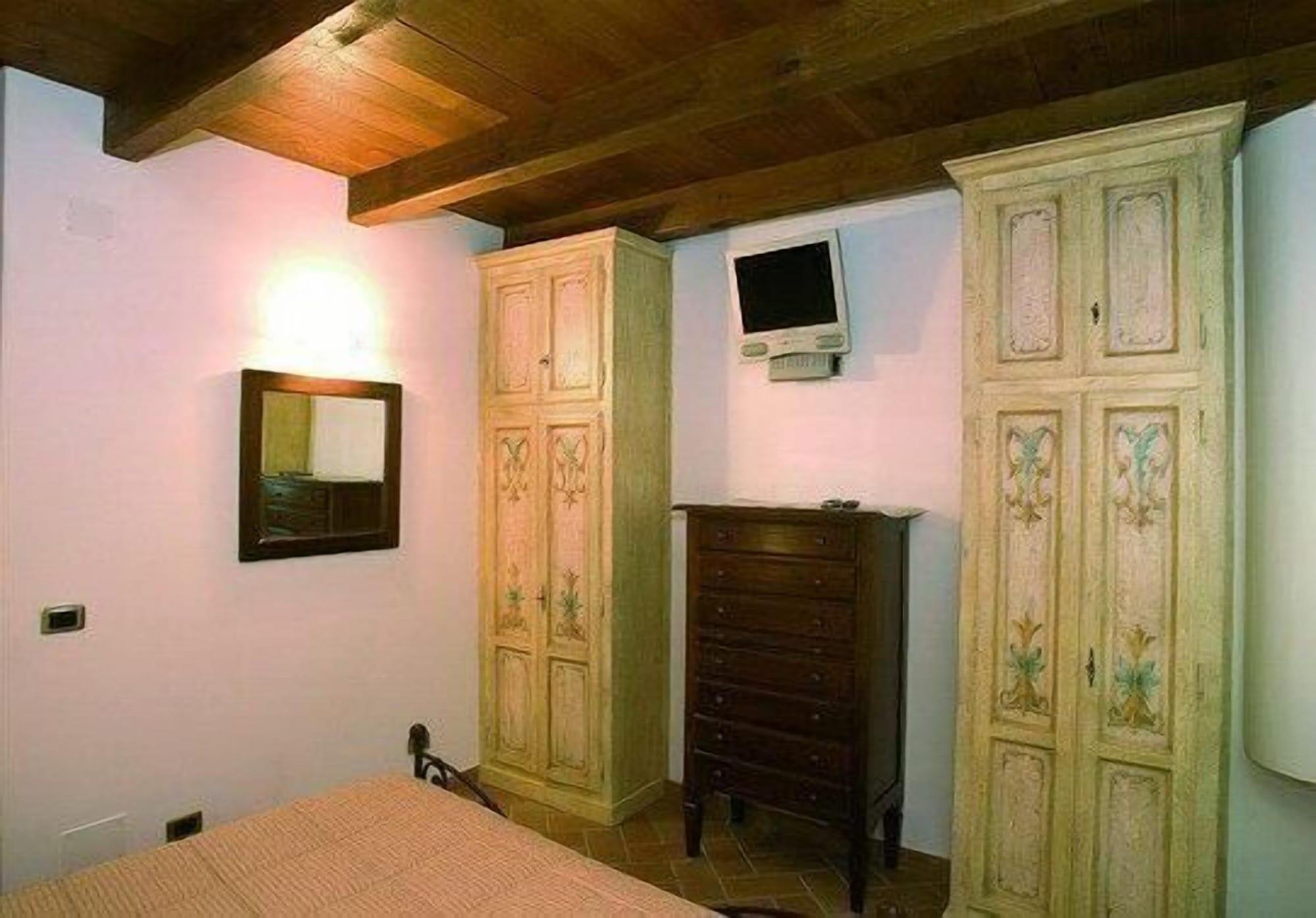 Set de Habitación La Torretta sul Borgo