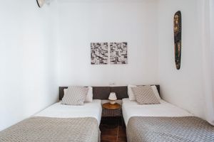 Alquiler Vacacional - Bright Apartment at Santa Cruz 6 people Parking Optional