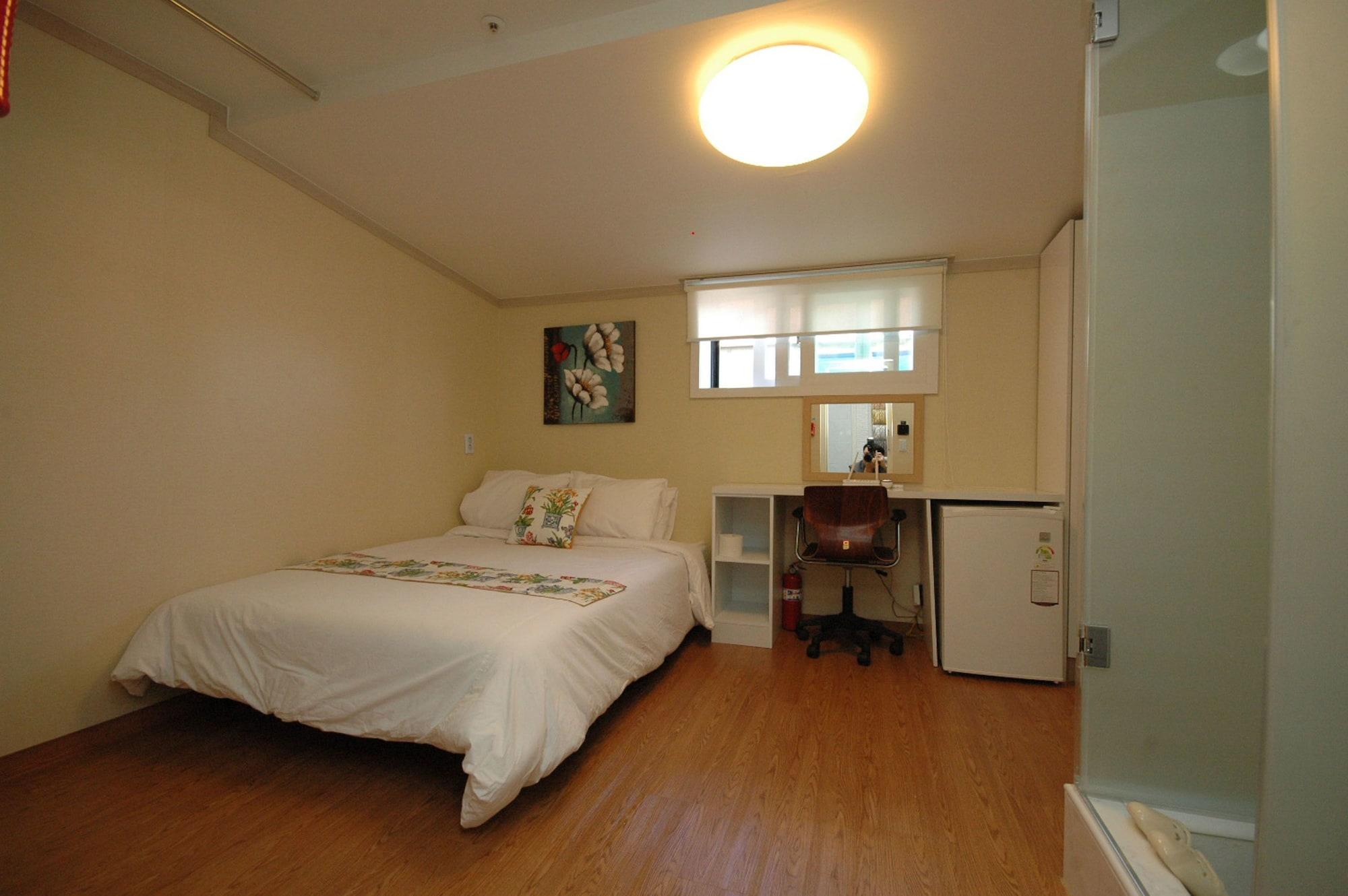 Habitación E Residence