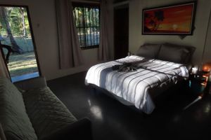Alquiler Vacacional - Charming 2-bedroom bungalow in peaceful Marbella with WiFi, AC