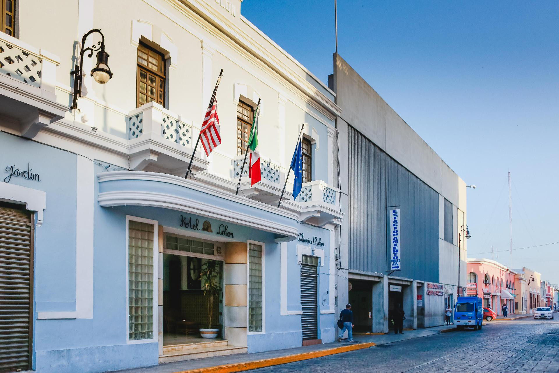 Vista Exterior Hotel Colon Merida