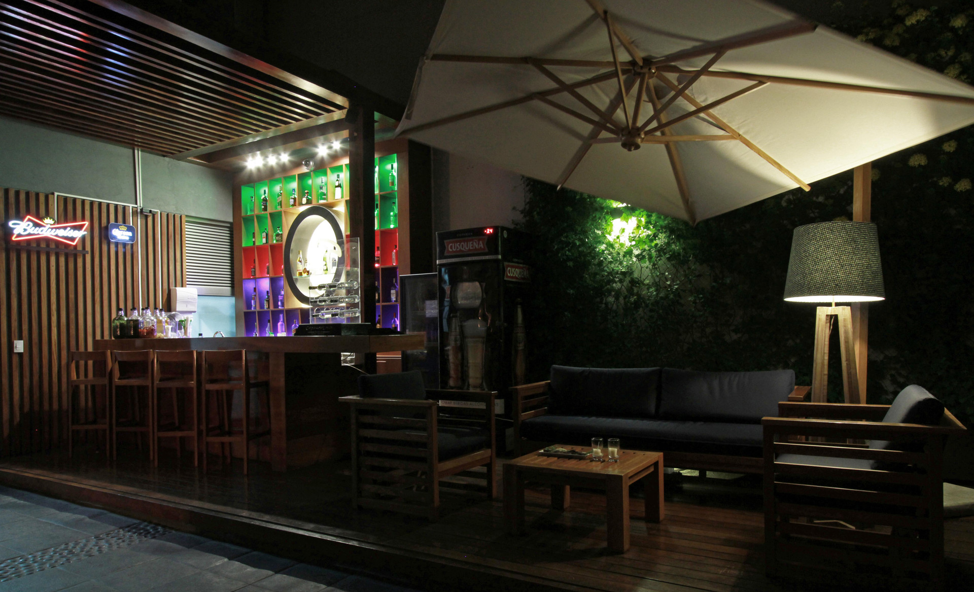 Bar/Salón Dazzler by Wyndham Lima Miraflores