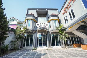 Alojamiento - OYO 1239 Mojokerto Classic Homestay