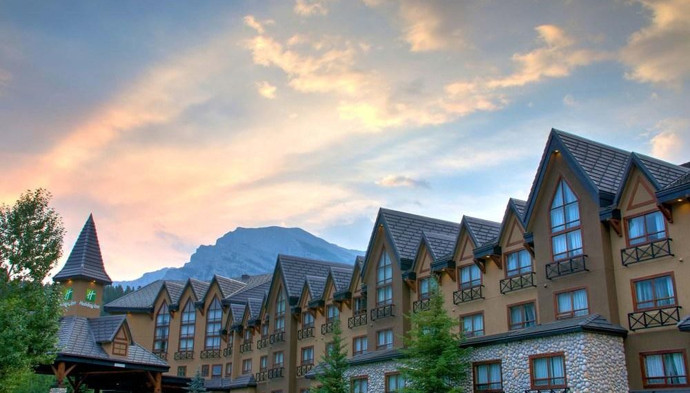 Holiday Inn Canmore, Canmore | Hoteles en Despegar