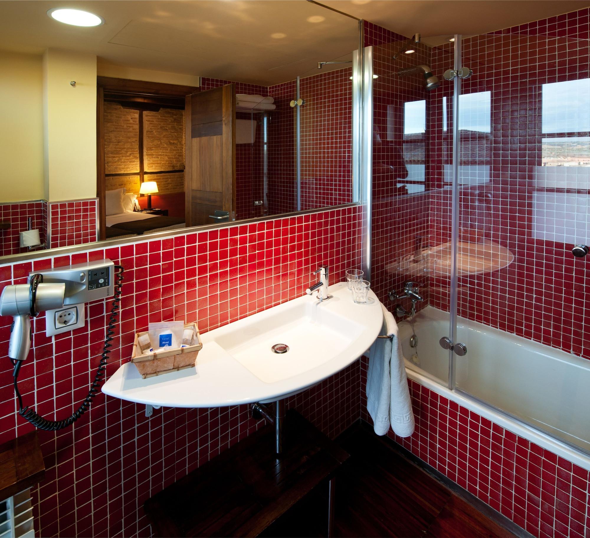 Equipamiento de Habitación Hotel Abad Toledo